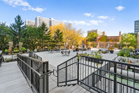 Tiny photo for 720 W Gordon Terrace #14G, Chicago, IL 60613 (MLS # 12506048)