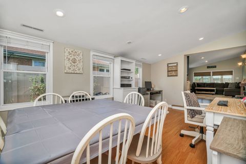 Tiny photo for 5009 W 105th Street, Oak Lawn, IL 60453 (MLS # 12490824)