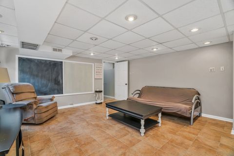 Tiny photo for 5009 W 105th Street, Oak Lawn, IL 60453 (MLS # 12490824)