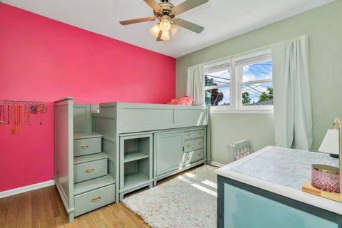 Tiny photo for 5009 W 105th Street, Oak Lawn, IL 60453 (MLS # 12490824)