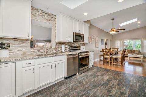 Tiny photo for 5009 W 105th Street, Oak Lawn, IL 60453 (MLS # 12490824)