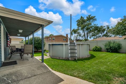 Tiny photo for 5009 W 105th Street, Oak Lawn, IL 60453 (MLS # 12490824)