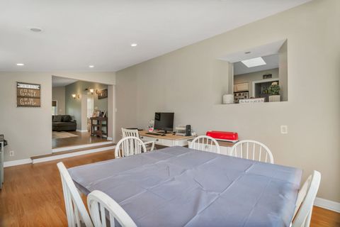 Tiny photo for 5009 W 105th Street, Oak Lawn, IL 60453 (MLS # 12490824)