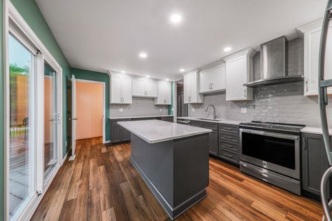 Tiny photo for 2433 E 2850th Road, Marseilles, IL 61341 (MLS # 12654775)