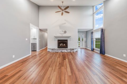 Tiny photo for 2433 E 2850th Road, Marseilles, IL 61341 (MLS # 12654775)