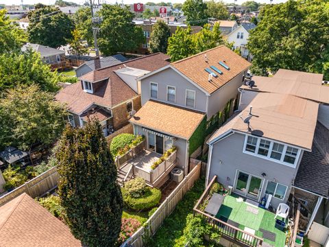 Tiny photo for 3619 N Francisco Avenue, Chicago, IL 60618 (MLS # 12621404)