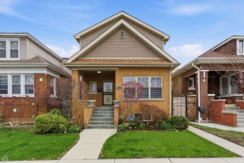 Photo of 3619 N Francisco Avenue, Chicago, IL 60618 (MLS # 12621404)