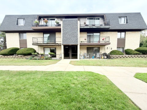 Photo of 11119 S 84th Avenue #3B, Palos Hills, IL 60465 (MLS # 12755990)