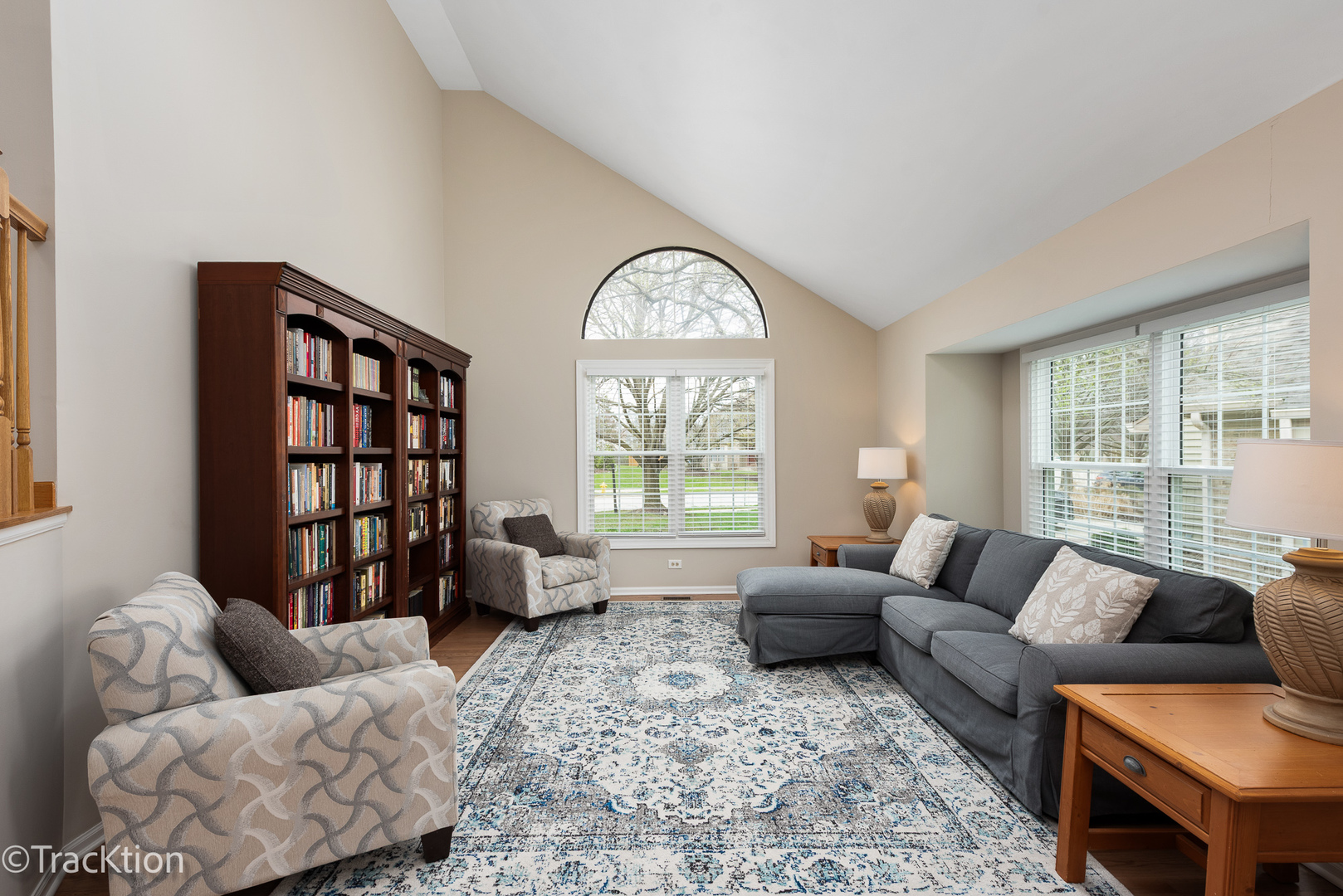 27W220 Chelsea Circle