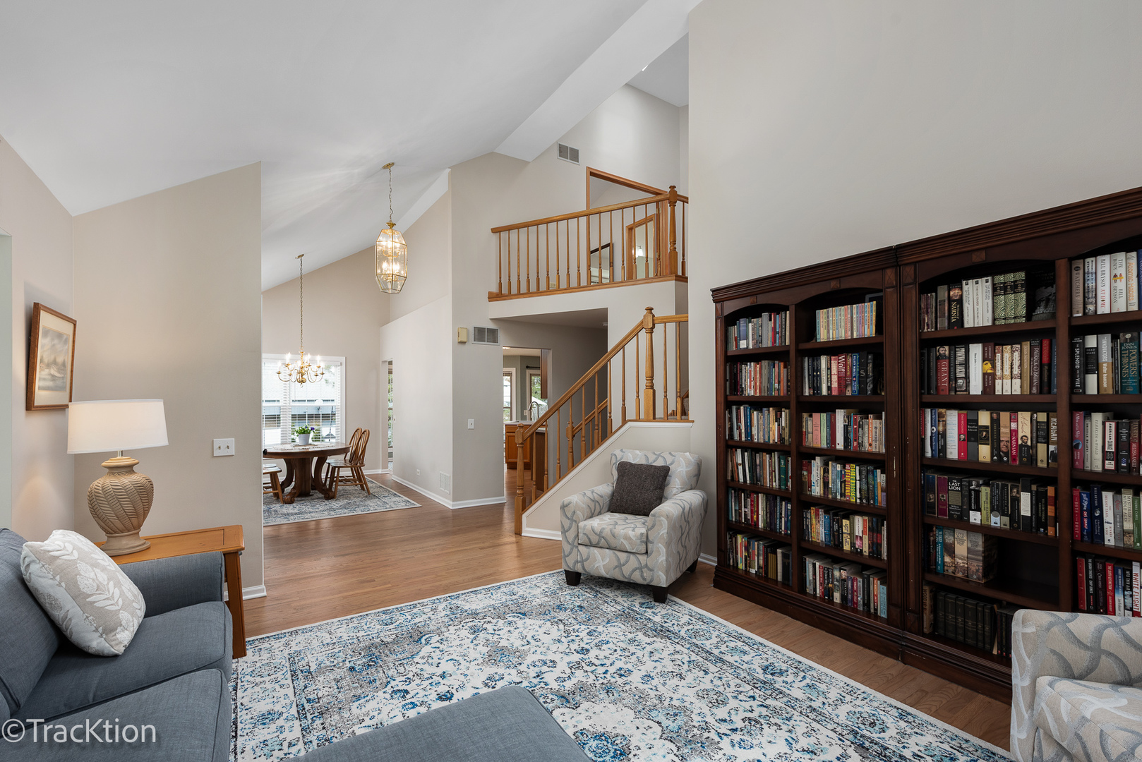 27W220 Chelsea Circle