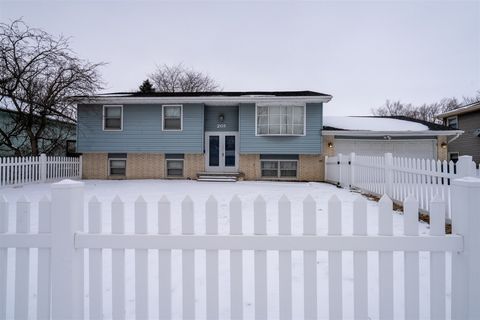 205 Edwards Drive Normal IL 61761