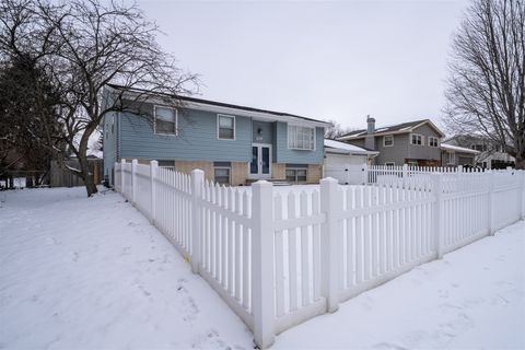 Tiny photo for 205 Edwards Drive, Normal, IL 61761 (MLS # 12557453)