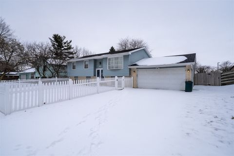 Tiny photo for 205 Edwards Drive, Normal, IL 61761 (MLS # 12557453)