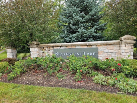 Tiny photo for 329 Silverstone Drive #329, Carpentersville, IL 60110 (MLS # 12722686)