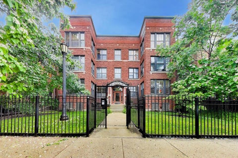 Photo of 4428 N Malden Street #3N, Chicago, IL 60640 (MLS # 12676419)