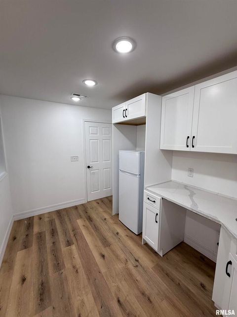 Tiny photo for 924 N ALMOND Street, Carbondale, IL 62901 (MLS # EB459500)