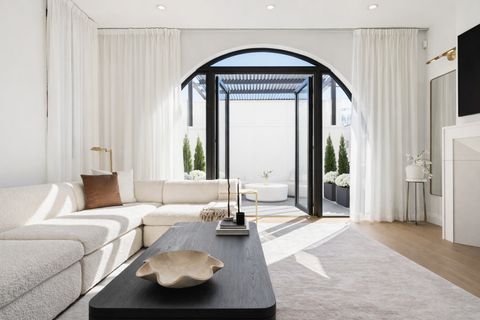 Tiny photo for 1879 N Hoyne Avenue, Chicago, IL 60647 (MLS # 12606224)