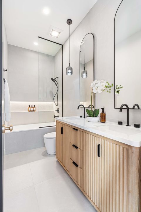 Tiny photo for 1879 N Hoyne Avenue, Chicago, IL 60647 (MLS # 12606224)