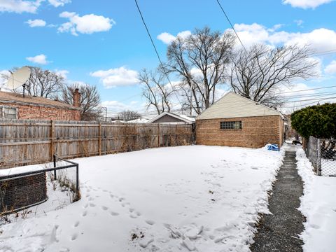 Tiny photo for 8337 S Sangamon Street, Chicago, IL 60620 (MLS # 12559827)