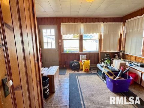 Tiny photo for 2918 PERSHING Boulevard, Clinton, IA 52732 (MLS # QC4269739)