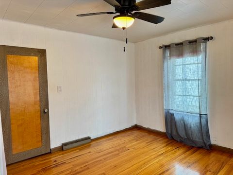 Tiny photo for 2918 PERSHING Boulevard, Clinton, IA 52732 (MLS # QC4269739)