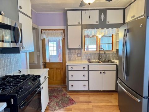 Tiny photo for 2918 PERSHING Boulevard, Clinton, IA 52732 (MLS # QC4269739)