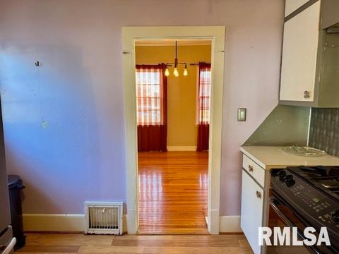 Tiny photo for 2918 PERSHING Boulevard, Clinton, IA 52732 (MLS # QC4269739)