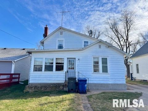Tiny photo for 2918 PERSHING Boulevard, Clinton, IA 52732 (MLS # QC4269739)