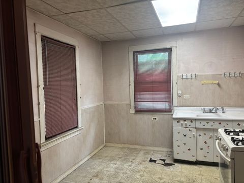 Tiny photo for 1028 Thomas Avenue, Forest Park, IL 60130 (MLS # 12656608)