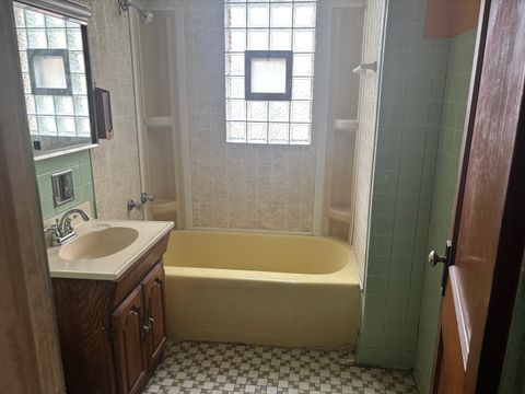Tiny photo for 1028 Thomas Avenue, Forest Park, IL 60130 (MLS # 12656608)