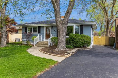 Tiny photo for 6145 Janes Avenue, Downers Grove, IL 60516 (MLS # 12624151)