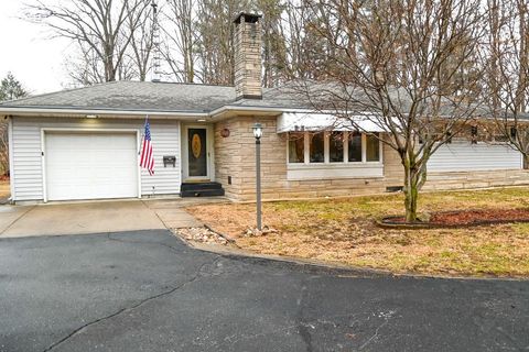 Tiny photo for 1305 Vacketta Drive, Danville, IL 61832 (MLS # 12583545)