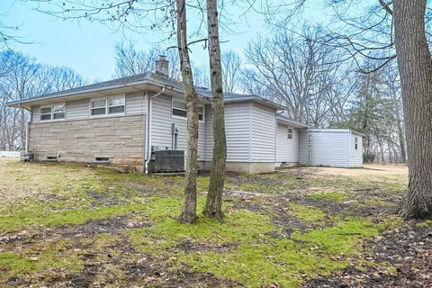 Tiny photo for 1305 Vacketta Drive, Danville, IL 61832 (MLS # 12583545)