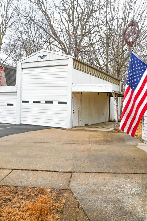 Tiny photo for 1305 Vacketta Drive, Danville, IL 61832 (MLS # 12583545)