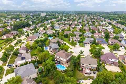 Tiny photo for 9 Auburn Court, Lemont, IL 60439 (MLS # 12761325)