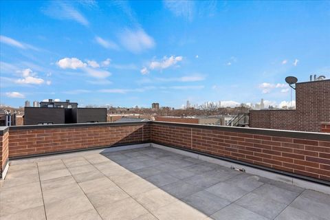 Tiny photo for 2657 N Bosworth Avenue #3S, Chicago, IL 60613 (MLS # 12539956)