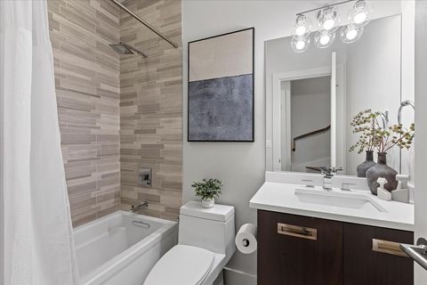 Tiny photo for 2657 N Bosworth Avenue #3S, Chicago, IL 60613 (MLS # 12539956)