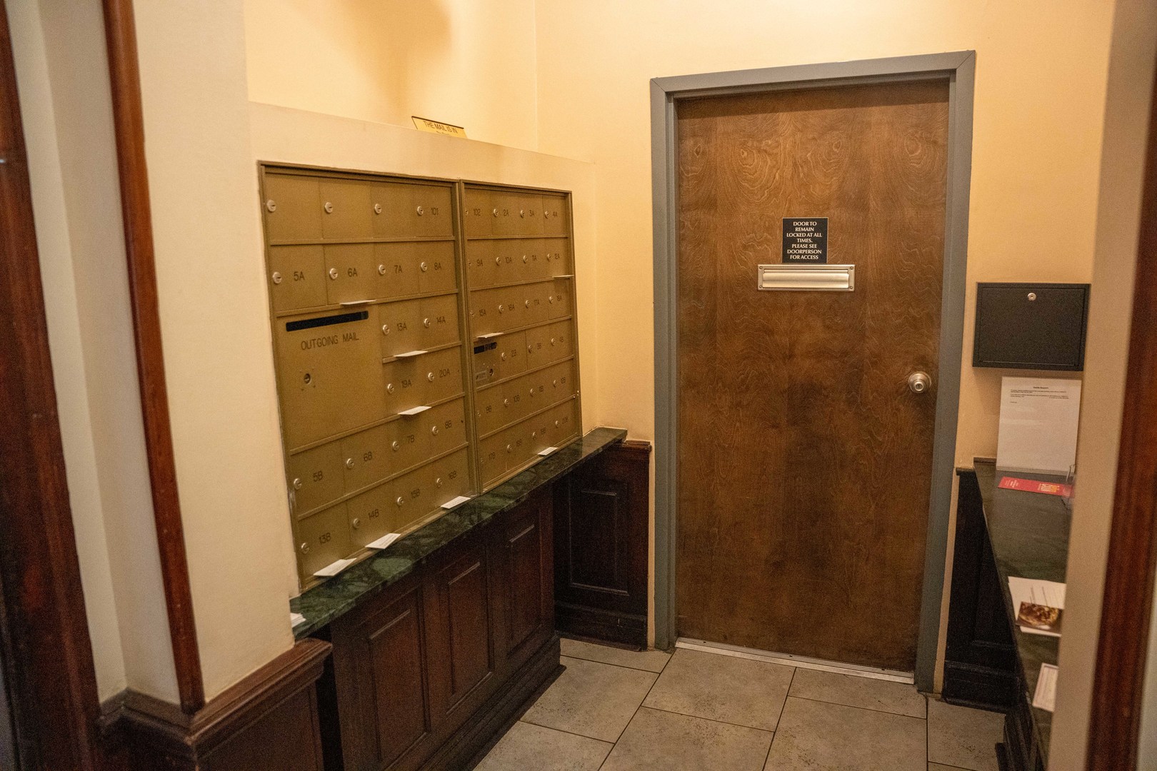 4940 S East End Avenue 14A