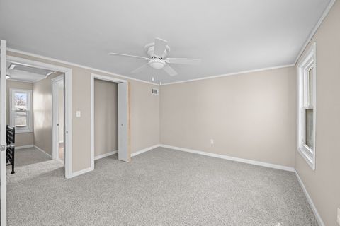 Tiny photo for 402 E Pleasant Street, Davenport, IA 52803 (MLS # 12614046)