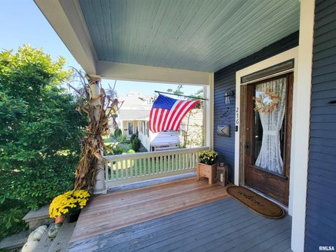 Tiny photo for 216 E 3RD Street, Flora, IL 62839 (MLS # EB460093)