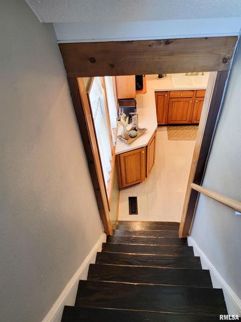 Tiny photo for 216 E 3RD Street, Flora, IL 62839 (MLS # EB460093)