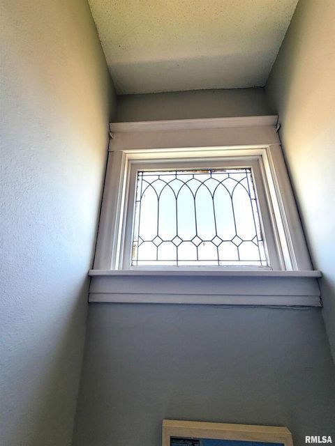 Tiny photo for 216 E 3RD Street, Flora, IL 62839 (MLS # EB460093)