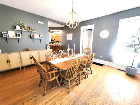 Tiny photo for 216 E 3RD Street, Flora, IL 62839 (MLS # EB460093)