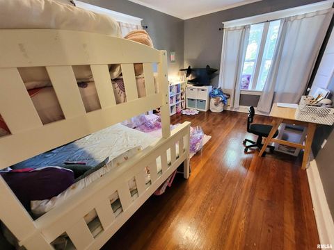 Tiny photo for 216 E 3RD Street, Flora, IL 62839 (MLS # EB460093)