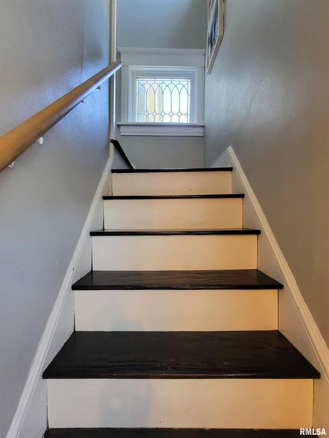 Tiny photo for 216 E 3RD Street, Flora, IL 62839 (MLS # EB460093)