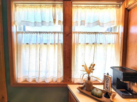 Tiny photo for 216 E 3RD Street, Flora, IL 62839 (MLS # EB460093)