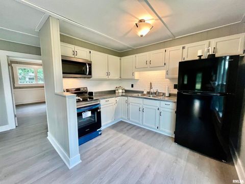 Tiny photo for 2664 IL Route 145 Highway, Metropolis, IL 62960 (MLS # EB458511)