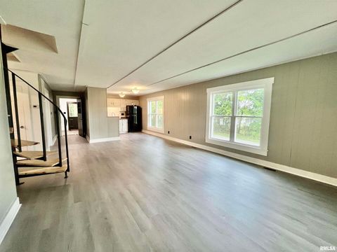 Tiny photo for 2664 IL Route 145 Highway, Metropolis, IL 62960 (MLS # EB458511)