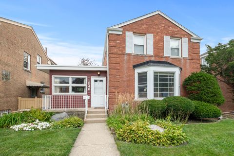 Photo of 1540 N 21st Avenue, Melrose Park, IL 60160 (MLS # 12457652) Photo of 1540 N 21st Avenue, Melrose Park, IL 60160 (MLS # 12457652)