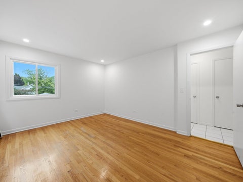 Tiny photo for 714 N Austin Boulevard #202, Oak Park, IL 60302 (MLS # 12702355)